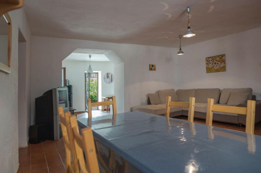 Wunderschön eingerichtete Villa mit Pool und Garten - foto 18