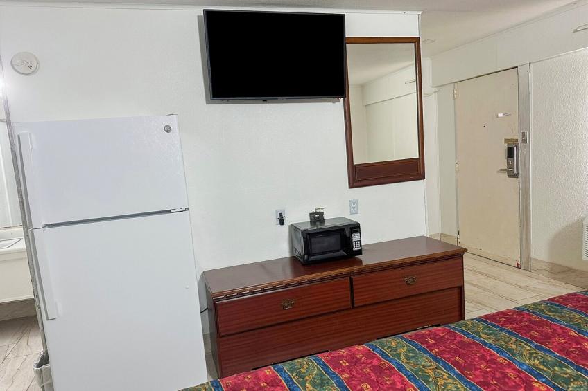 King Bed Non-Smoking - foto 7