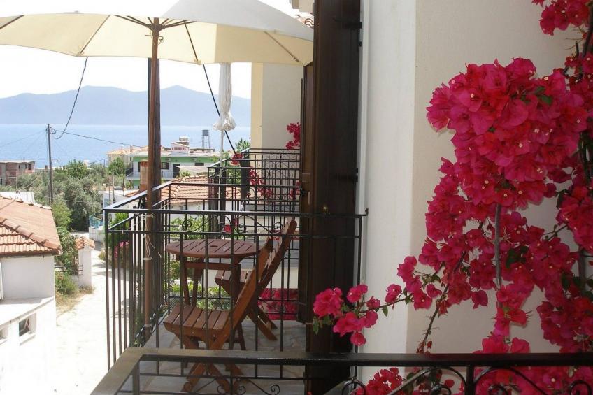 Mylos Trikeri - foto 2