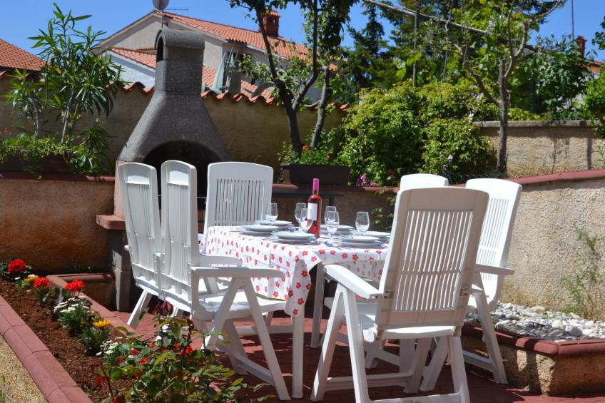 Helle Ferienwohnung in Vinkuran mit Garten, Grill und Terrasse - foto 5