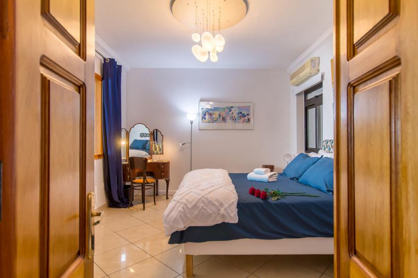 Magnificent Seafront Apartment Sliema - foto 28