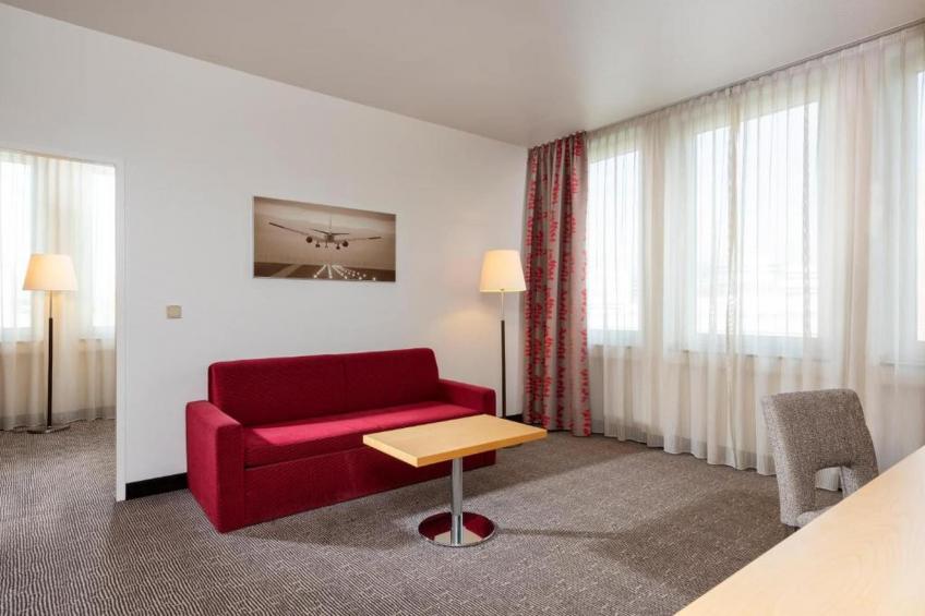 Sunday Hotel Frankfurt One-Bedroom Suite Twin - foto 15