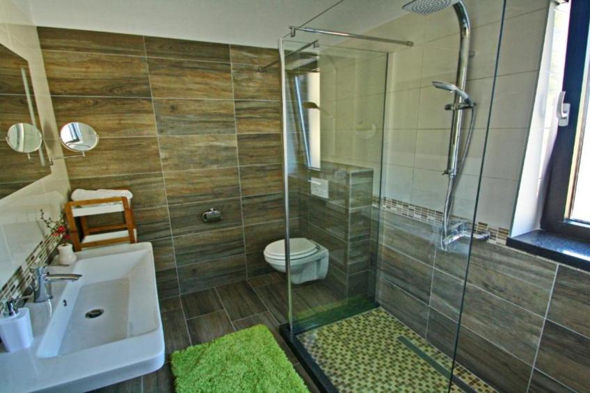 Beachfront Luxury Villa with Private Pool and Stunning Sea Views - foto 14