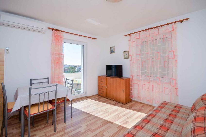 Bungalow avec barbecue et balcon près de la plage - BF-4N695 - foto 18