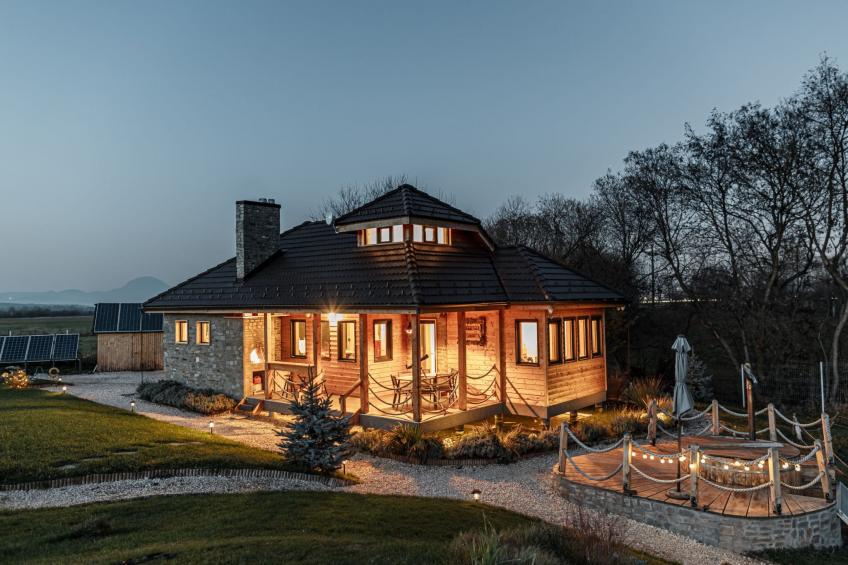 Kleines Haus mit Werkstatt - foto 29