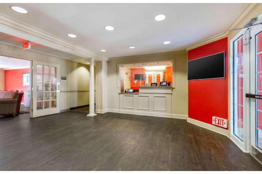 1 King Bed | Hearing Accessible, Kitchen - foto 82