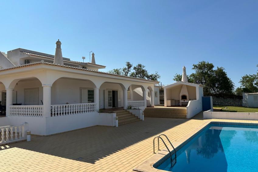 Anwesen mit eigenem Pool - foto 2