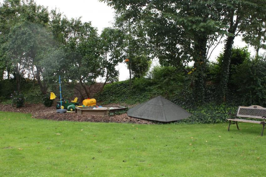 mit kleinem Garten und Grill - foto 12