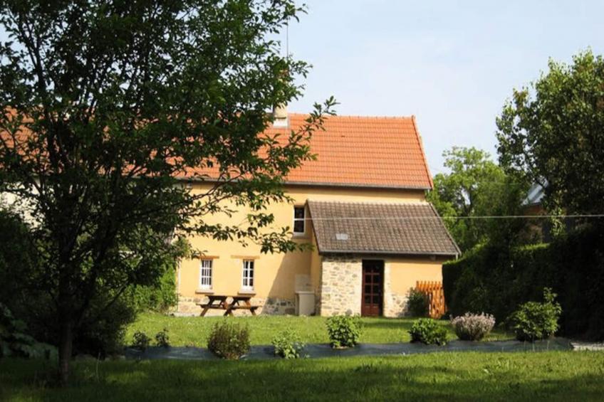 Maison de Vacances FEUGERES