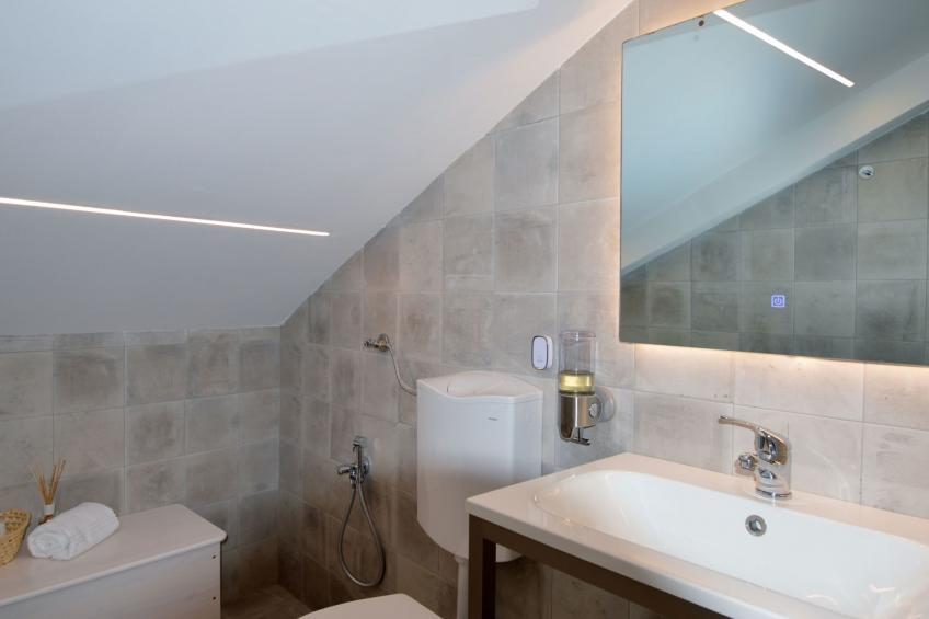 Familienwohnung mit Privatparkplatz - foto 42