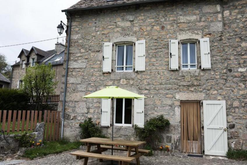 Gîte de France Le gîte gévaudan, 6/7 personnes au bacon 2 épis - foto 3