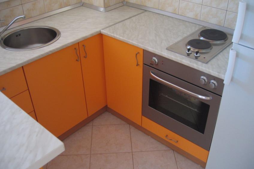 Modern eingerichtete Ferienwohnung orange - foto 6