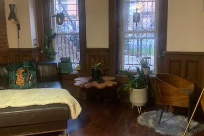 "Bedstuy Belle" - foto 7