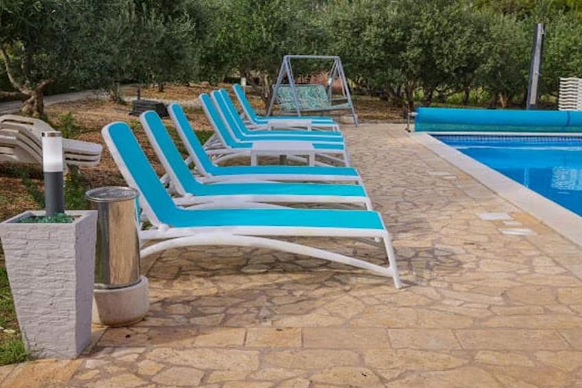 Exclusive Elegant Villa with Pool in Kastel Novi - Seven Bedroom Villa with Pool - foto 30