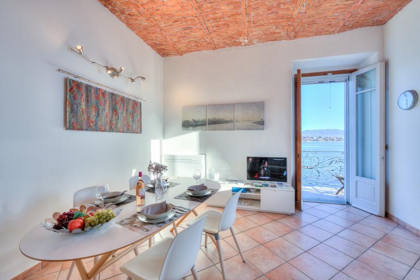 Lago Magico Pied Dans L' Eau - foto 10