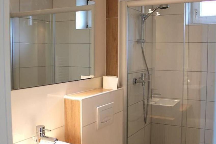 mit Stellplatz mitten im Grünen - foto 6