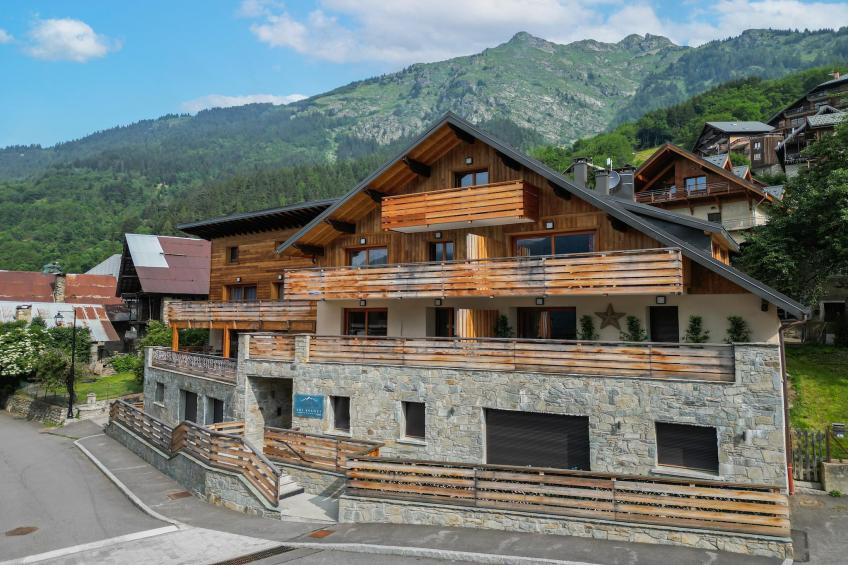 VAUJANY L’Etendard-A24S