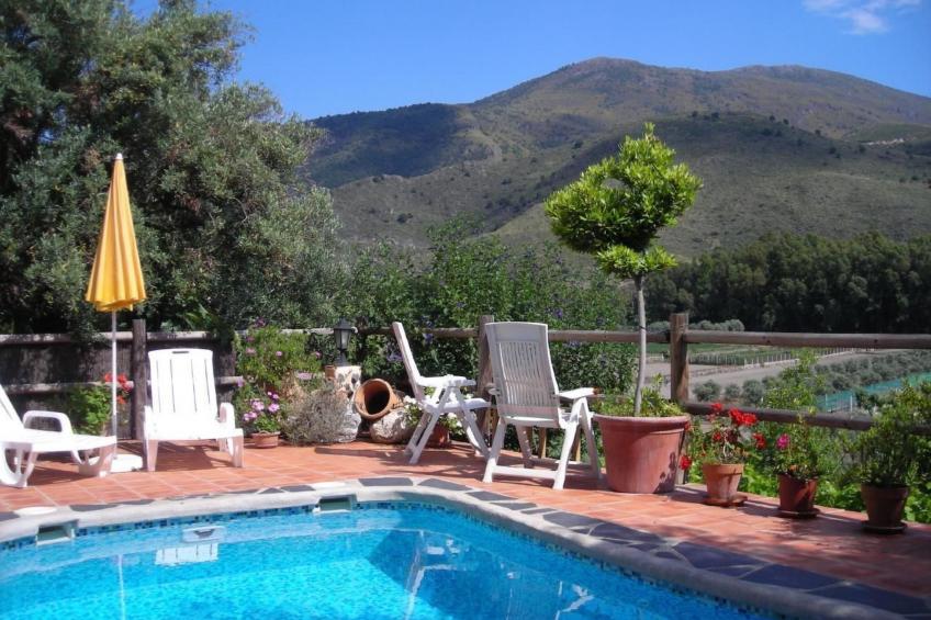 Gemütliches Ferienhaus in Tíjola mit Grill, Garten und Terrasse - foto 9