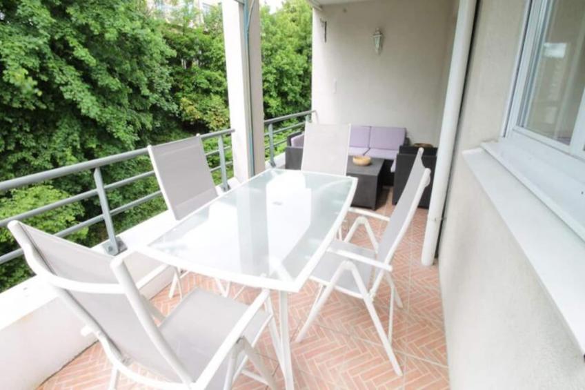 Confortable T3 Au Pied Du Château De Chambéry ! - foto 2