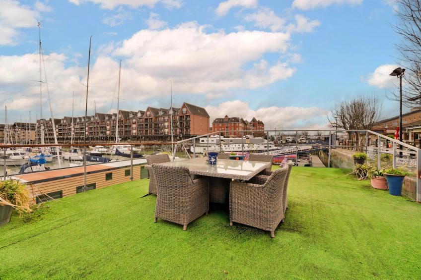 The Houseboat, Liverpool Marina - foto 25