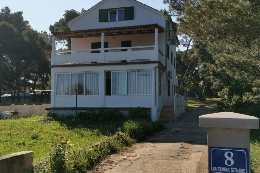 Appartement Porat in Ugljan mit Garten und Terrasse - foto 4