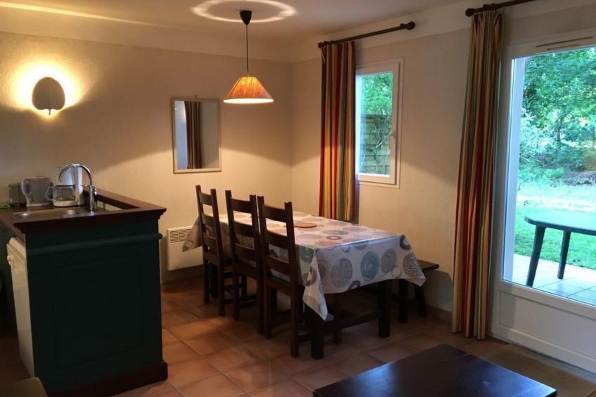 Hübsches kleines Haus in ruhiger Lage in einer baumbestandenen Residenz mit beh - foto 8