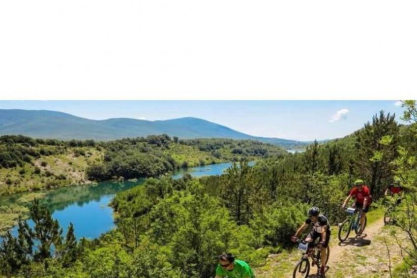 Apartment and Room Mare Vrlika -  Double Bedroom  with Terrace and External Kitchenette - foto 7