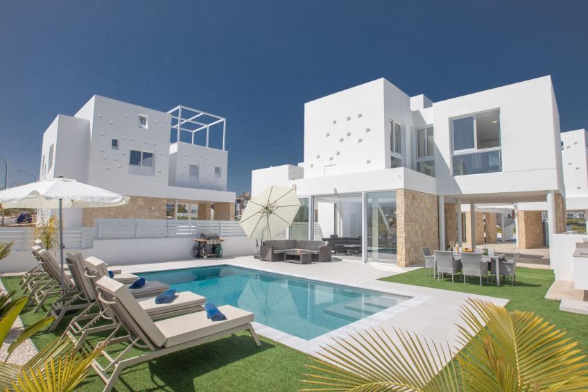 Haus in Protaras mit privatem Garten