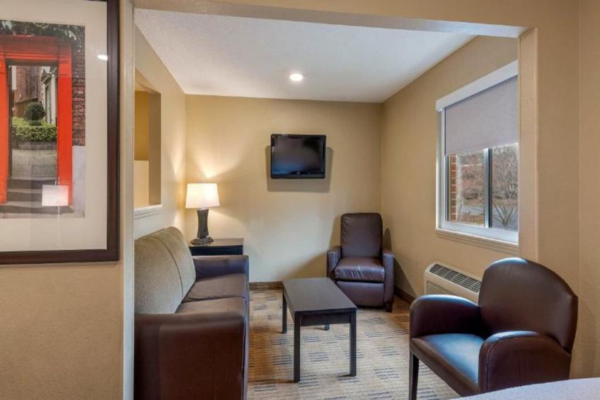 2 Queen Beds | Suite, Non-Smoking, Micfridge - foto 26