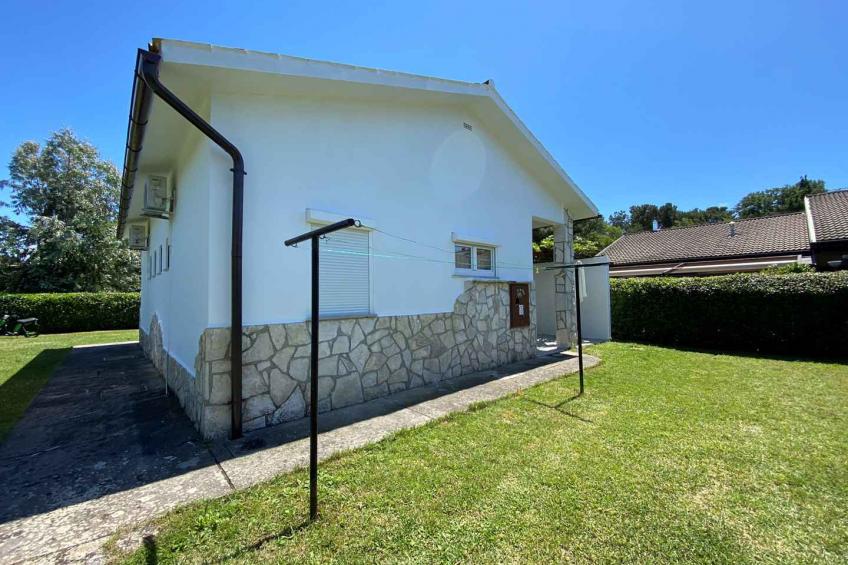 Vakantiewoning met terras en airconditioning - VW-NC8YC - foto 4