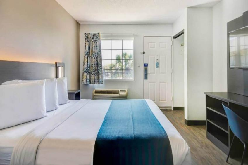 2 Full Beds  Non-Smoking - foto 19