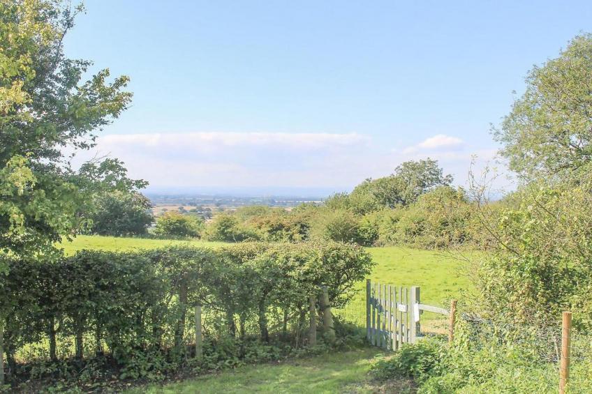 Roulston Hall Apt - foto 9