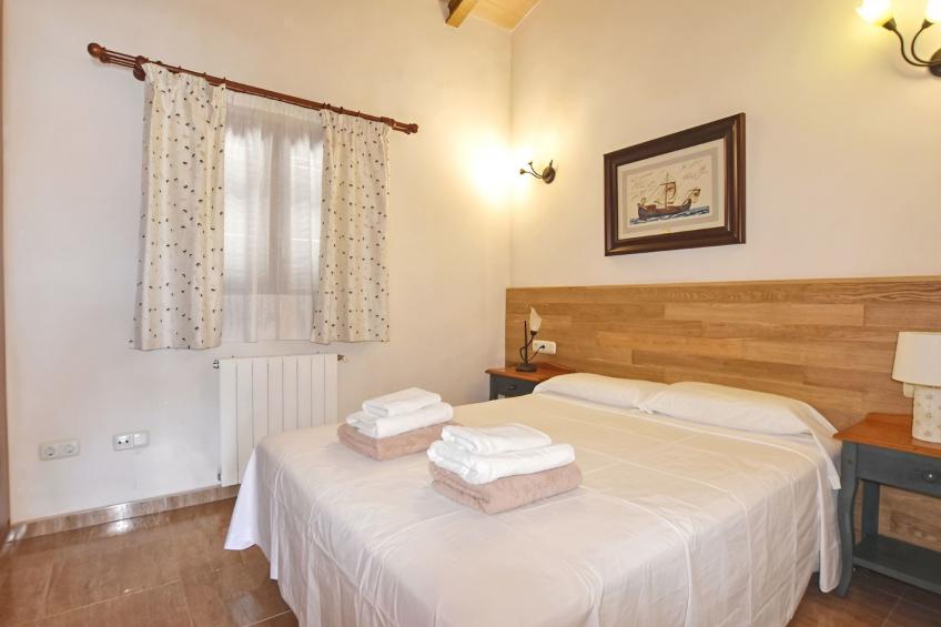 Finca mit großem eingezäunten Pool und Klimaanlage. - foto 33