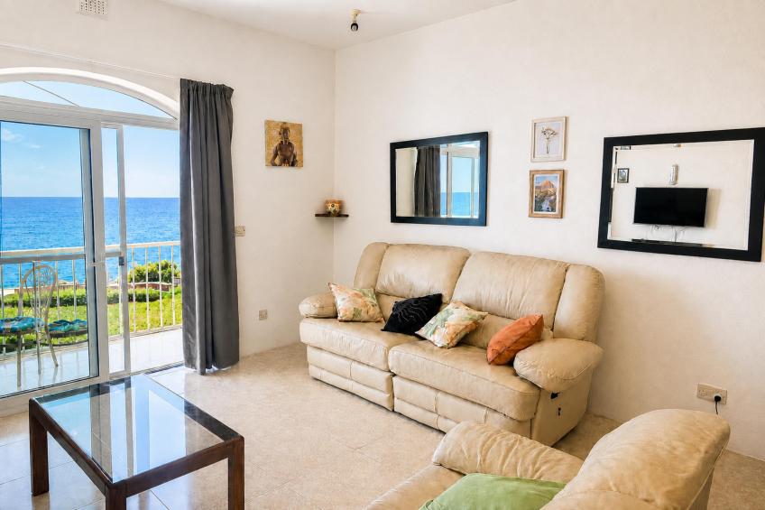 Seafront apartment in Gozo, Marsalforn - foto 8