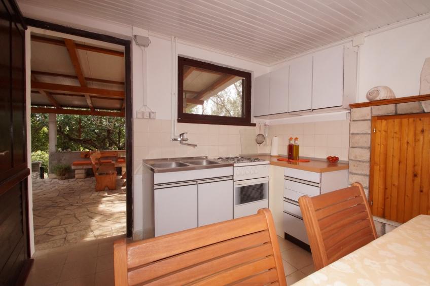 Vacation House Planika - Two Bedroom Holiday Home with Terrace and Sea View - foto 7