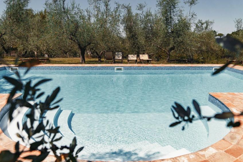 In einem Bauernhaus in den Hügeln, mit Garten und Pool - foto 19