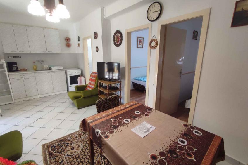 Holiday home with garden furniture near Lake Balaton - BF-YP8N - foto 13