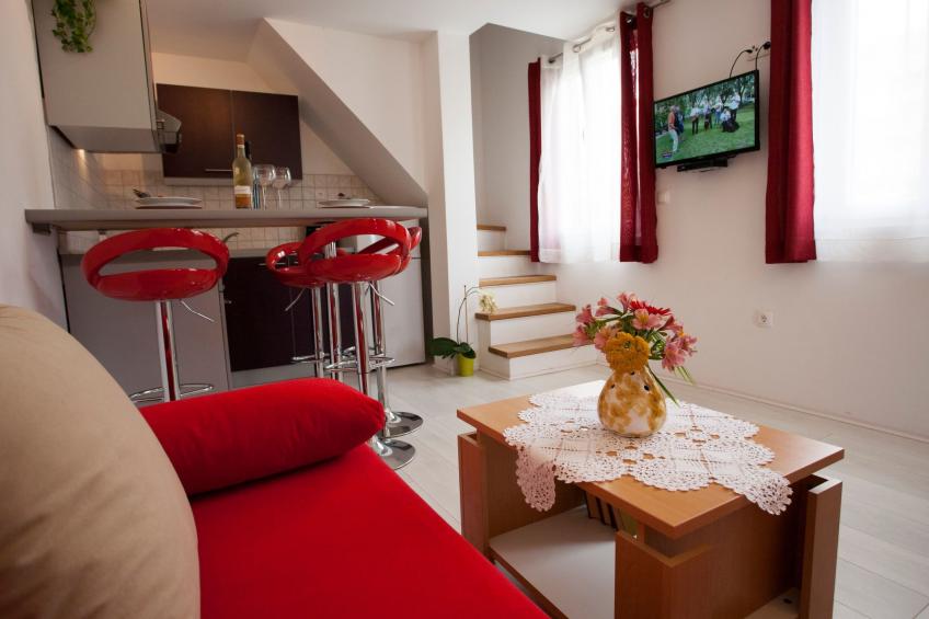 Wohnung in Stari Grad mit privatem Balkon - foto 8