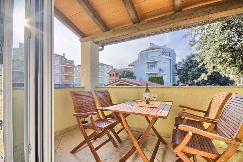 Vakantiewoning met airconditioning en balkon - VW-DGPH - foto 2