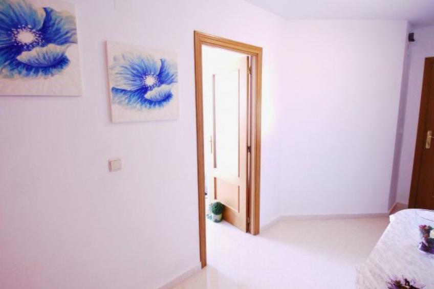 APARTAMENTO POSTIGUET CON BALCON - foto 24