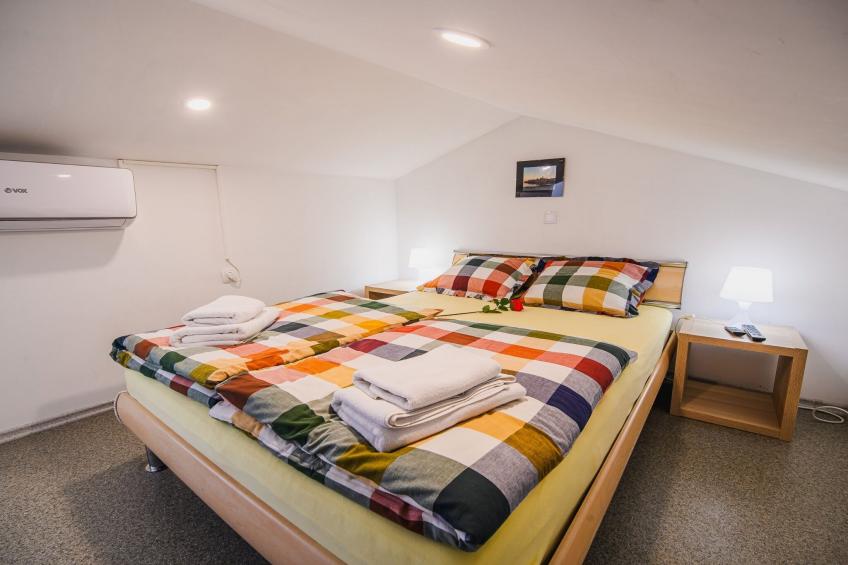 Sleek and Stylish Umag Apartments with Sea View - Comfort Two Bedroom Apartment with Terrace (owner 3) - foto 15