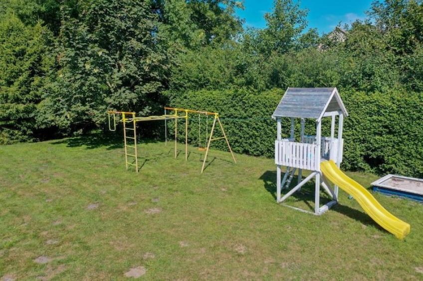 Dom wakacyjny w Karwieńskich Błotach - foto 15