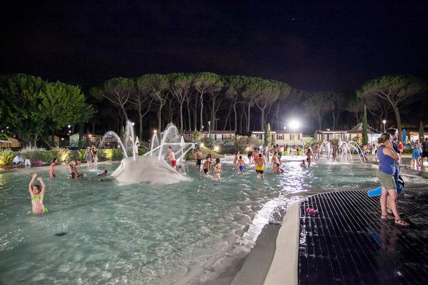 Camping Village Pineta Sul Mare - Cesenatico Mobilhome Luna - foto 11