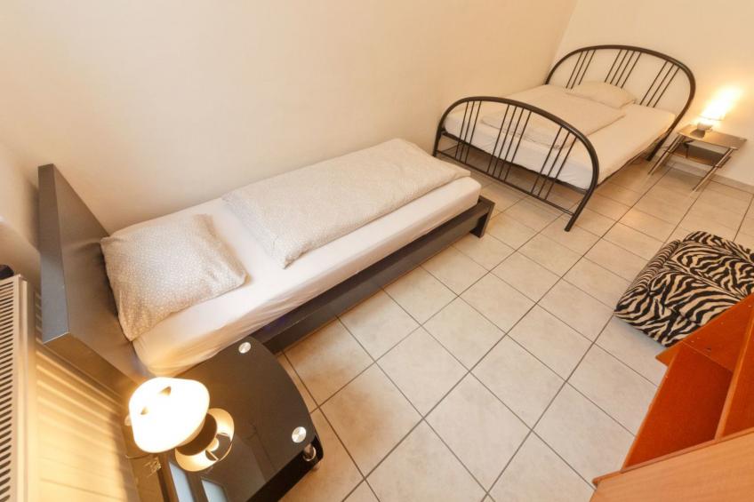 Große Ferienwohnung in Fünfhaus mit Garten - foto 12