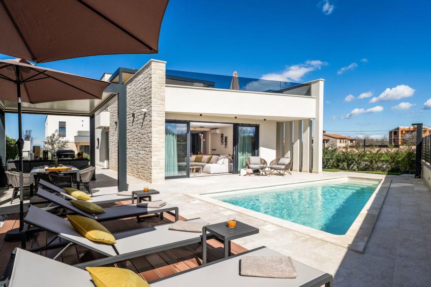 Luxuriöse Villa mit Pool und Whirlpool in Porec
