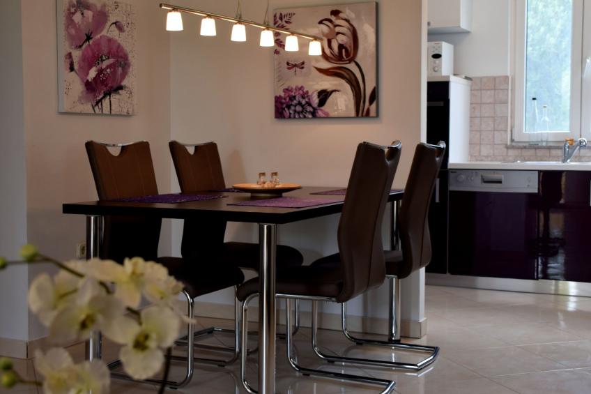 Modernes Ferienhaus in Dobropoljana mit Terrasse, Garten und Grill - foto 28