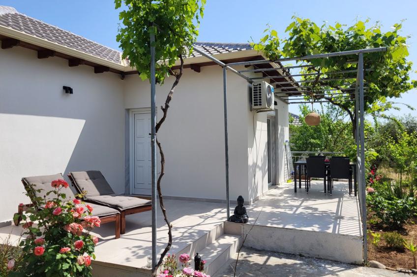 Strandnahes Ferienhaus mit privatem Garten