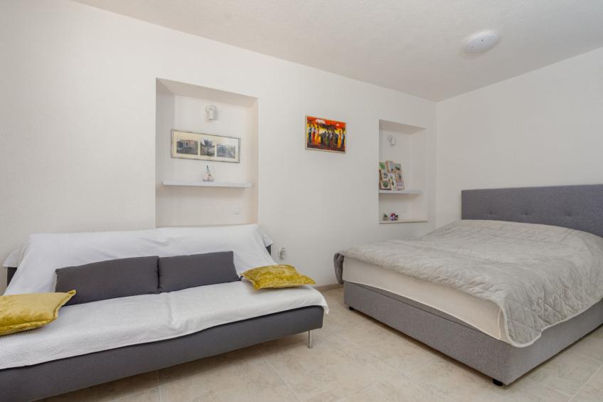 Studio Apartment Varos with shared pool - foto 24