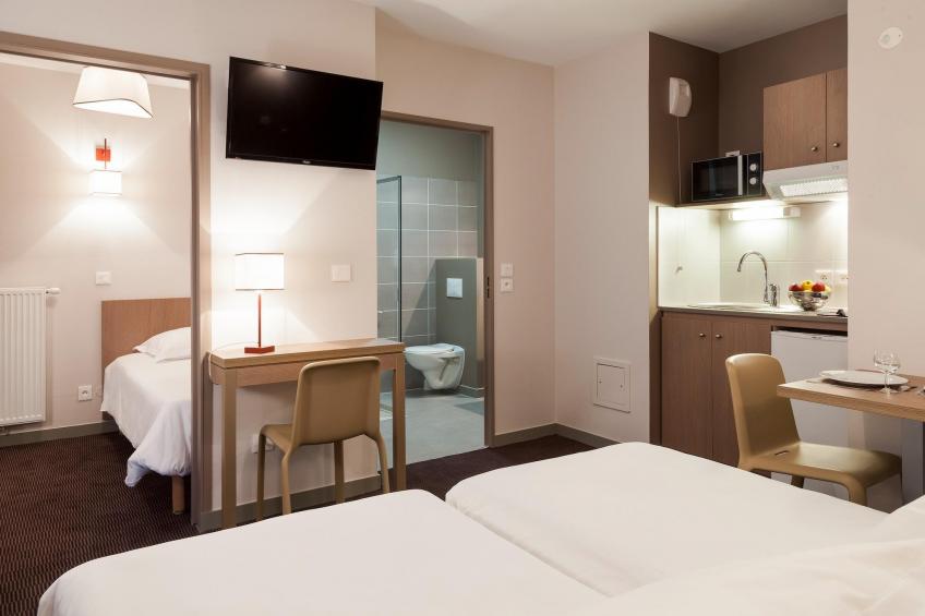 NEHÔ SUITES PORTE DE GENEVE - Triple Room - foto 9