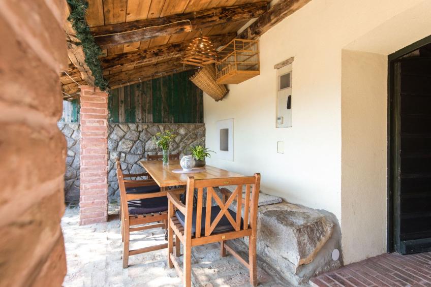 Haus mit modernem Interieur und einer alten Taverne - foto 40